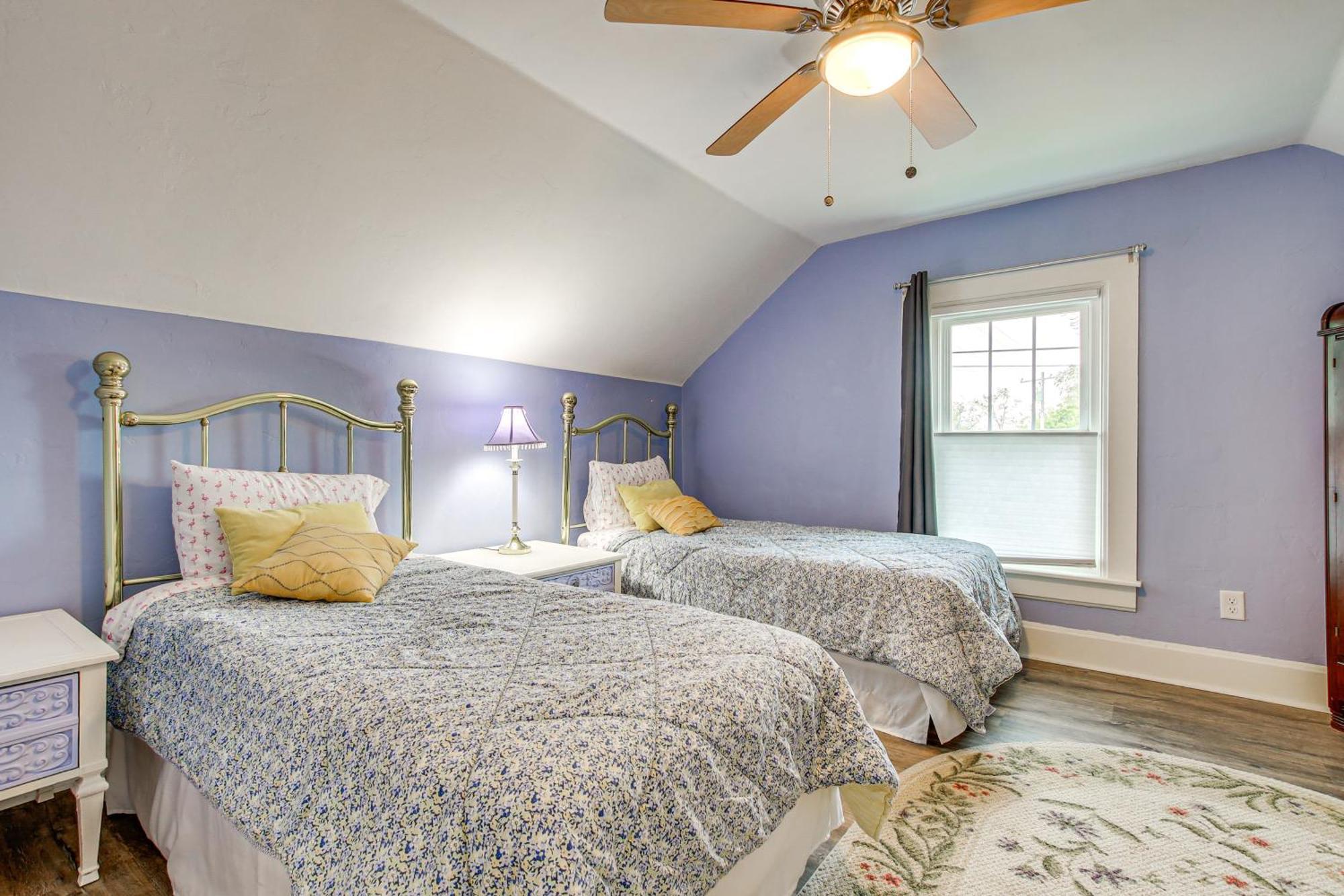 Lavish House With Patio - 2 Blocks To Green Lake! Eksteriør bilde